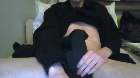 00europeboy00 online show from 02/16/26, 03:46