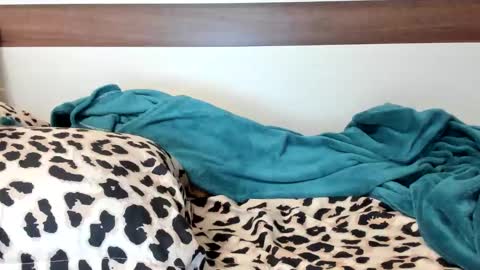 Snapshot of 00ingrid00 chatting on 12/27/24, 07:14 00ingrid00 online show from 12/27/24, 07:14