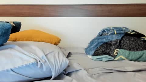 Snapshot of 00ingrid00 chatting on 02/21/25, 03:23 00ingrid00 online show from 02/21/25, 03:23