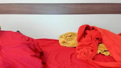 Snapshot of 00ingrid00 chatting on 12/15/25, 08:13 00ingrid00 online show from 12/15/25, 08:13