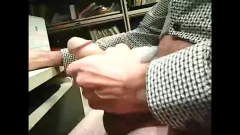 Snapshot of 01quebecboy69 chatting on 11/25/25, 04:40 01quebecboy69 online show from 11/25/25, 04:40