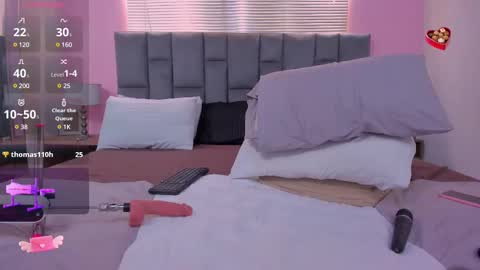 01victoria online show from 02/28/25, 04:31