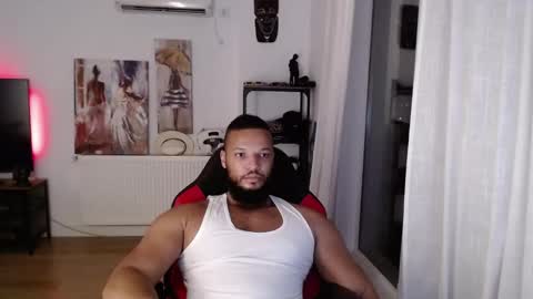 Snapshot of 0_kingsley chatting on 11/13/25, 02:05 Kingsley online show from 11/13/25, 02:05