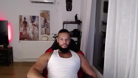 Snapshot of 0_kingsley chatting on 11/14/25, 11:20 Kingsley online show from 11/14/25, 11:20