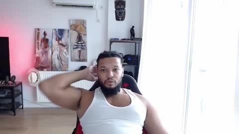 Snapshot of 0_kingsley chatting on 11/30/25, 01:20 Kingsley online show from 11/30/25, 01:20