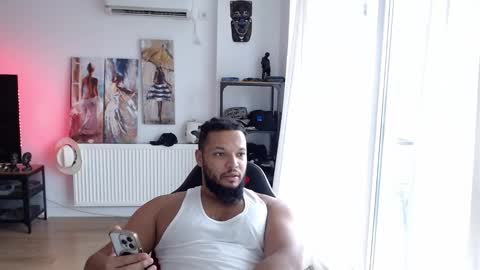 Snapshot of 0_kingsley chatting on 12/02/25, 07:03 Kingsley online show from 12/02/25, 07:03