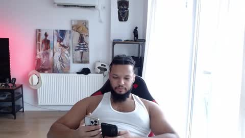 Snapshot of 0_kingsley chatting on 12/03/25, 08:56 Kingsley online show from 12/03/25, 08:56