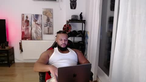 Snapshot of 0_kingsley chatting on 06/15/26, 02:03 Kingsley online show from 06/15/26, 02:03