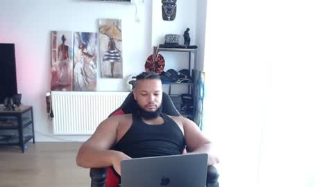 Snapshot of 0_kingsley chatting on 06/29/26, 10:15 Kingsley online show from 06/29/26, 10:15