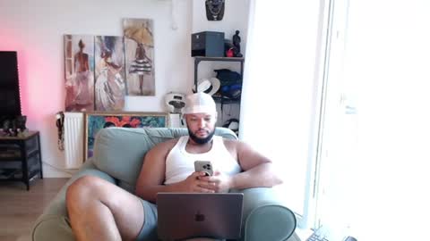 Snapshot of 0_kingsley chatting on 07/14/26, 11:16 Kingsley online show from 07/14/26, 11:16