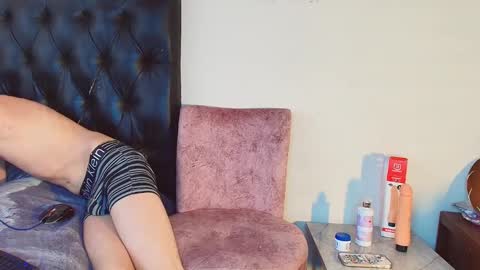 Snapshot of 0_ojacob chatting on 10/04/25, 09:13 0 oJacob online show from 10/04/25, 09:13