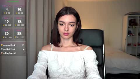 Olivia online show from 11/05/25, 11:05