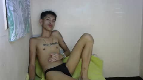 Snapshot of 0cir_asiansatisfy chatting on 12/04/24, 02:59 RICK online show from 12/04/24, 02:59