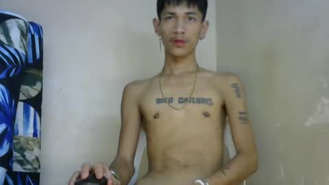 Snapshot of 0cir_asiansatisfy chatting on 12/08/24, 07:43 RICK online show from 12/08/24, 07:43