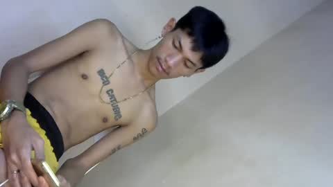 Snapshot of 0cir_asiansatisfy chatting on 12/17/24, 11:05 RICK online show from 12/17/24, 11:05