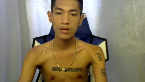 Snapshot of 0cir_asiansatisfy chatting on 09/15/25, 01:27 RICK online show from 09/15/25, 01:27