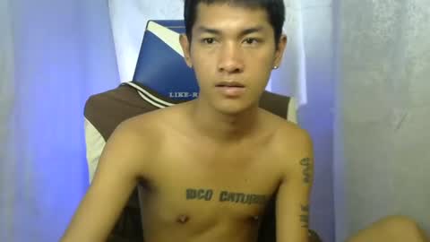 Snapshot of 0cir_asiansatisfy chatting on 10/18/25, 01:52 RICK online show from 10/18/25, 01:52