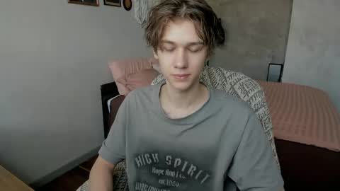 Snapshot of 0verlandd chatting on 05/08/26, 06:19 Adam online show from 05/08/26, 06:19