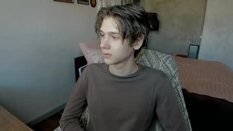 Snapshot of 0verlandd chatting on 05/15/26, 08:54 Adam online show from 05/15/26, 08:54