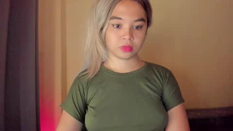 Snapshot of 0wwlo0k chatting on 09/29/25, 05:01 0wwlo0k online show from 09/29/25, 05:01