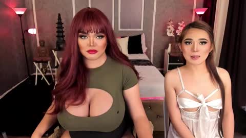 Snapshot of 10incheskinkynastytrans chatting on 02/11/25, 01:41 Sasha Banks online show from 02/11/25, 01:41