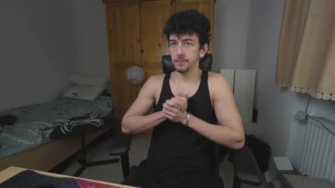 Snapshot of 10inclub chatting on 03/02/26, 02:03 Antonio online show from 03/02/26, 02:03