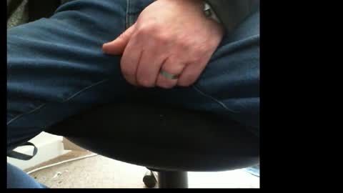 Snapshot of 10mm_socket chatting on 10/27/25, 02:59 10mm_socket online show from 10/27/25, 02:59