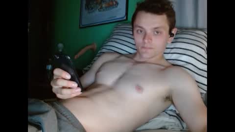 Snapshot of 10shot_cumshot chatting on 05/11/26, 03:01 Brodie Lambert online show from 05/11/26, 03:01