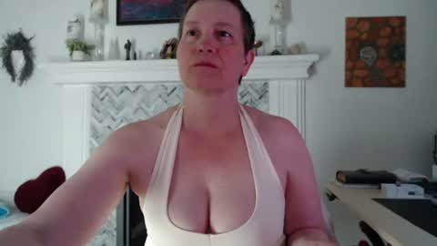 Aurora Willows online show from 03/23/26, 02:15