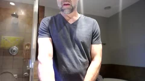 Snapshot of 123h0rny chatting on 02/02/26, 04:38 123h0rny online show from 02/02/26, 04:38