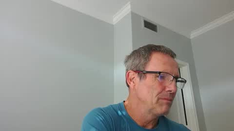 13glanmorfa online show from 11/12/25, 02:06