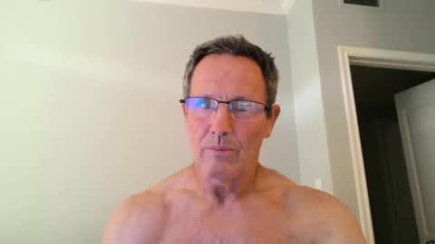 13glanmorfa online show from 11/18/25, 02:43