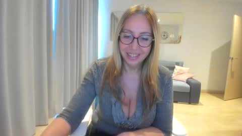 Snapshot of 14risha chatting on 02/28/26, 07:42 14risha online show from 02/28/26, 07:42