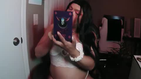 17carrjo974416 online show from 04/26/26, 01:47