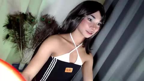 Snapshot of 18_nicole chatting on 03/02/26, 05:42 barbie online show from 03/02/26, 05:42