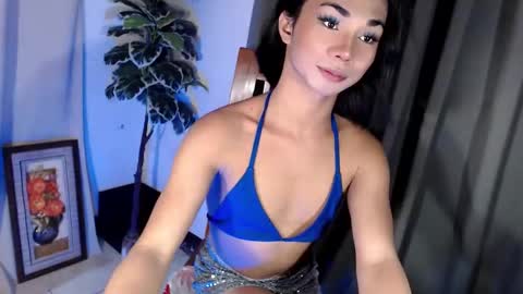 Snapshot of 18_nicole chatting on 05/15/26, 06:37 barbie online show from 05/15/26, 06:37