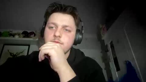 Snapshot of 18devil7 chatting on 02/13/26, 03:24 18devil7 online show from 02/13/26, 03:24