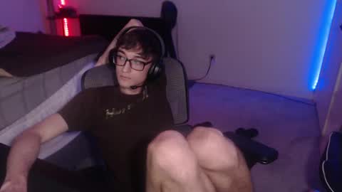 19yrboyhot online show from 09/14/25, 12:54