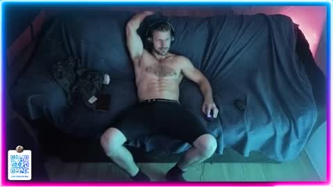 Snapshot of 19reddragon86 chatting on 10/09/25, 05:38 19reddragon86 online show from 10/09/25, 05:38