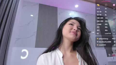 Snapshot of 1_love_8 chatting on 03/05/25, 05:18 Rose Nude only In Prvt online show from 03/05/25, 05:18