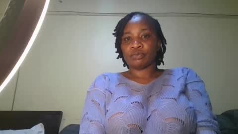 Snapshot of 1_sexylove chatting on 11/21/25, 12:37 1_sexylove online show from 11/21/25, 12:37