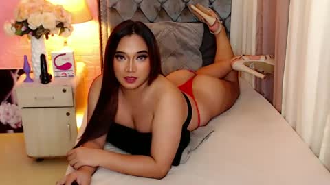 Snapshot of 1bestlover chatting on 01/11/25, 10:07 Ekang online show from 01/11/25, 10:07