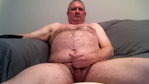 Snapshot of 1dirtyolddude chatting on 11/12/25, 01:39 Jimmy online show from 11/12/25, 01:39