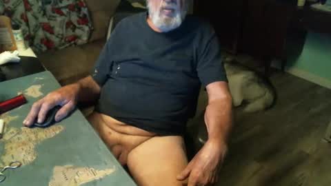 Snapshot of 1handyanddee chatting on 02/28/26, 01:06 1handyanddee online show from 02/28/26, 01:06