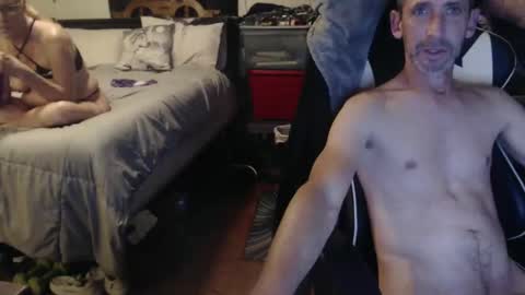 1hotcouple2c online show from 10/17/25, 10:45