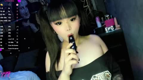 Snapshot of 1hottiegabby chatting on 05/05/26, 01:02 Gabby online show from 05/05/26, 01:02