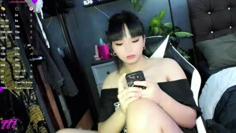 Snapshot of 1hottiegabby chatting on 05/27/26, 01:57 Gabby online show from 05/27/26, 01:57