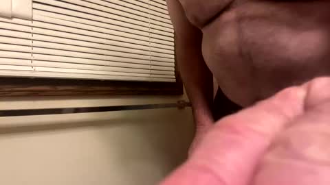 1hunglo412 online show from 01/05/26, 05:27