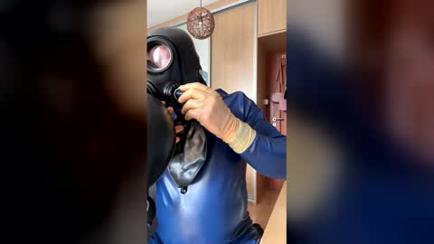 Snapshot of 1latruber chatting on 05/05/26, 09:50 latex and gasmask online show from 05/05/26, 09:50