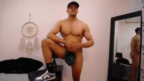 Logan online show from 03/01/25, 03:27